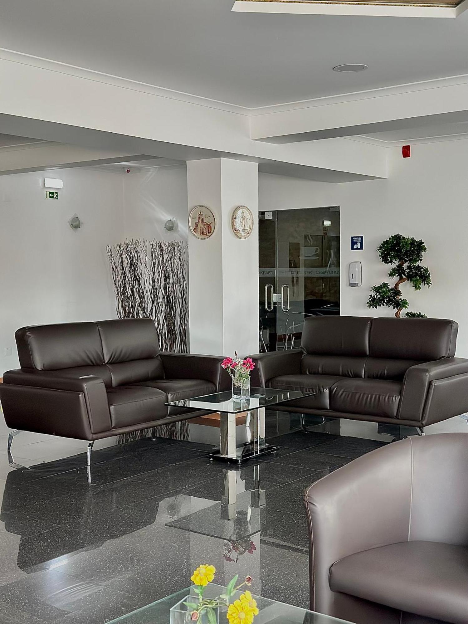 Be One Hotel Caldas Da Rainha - By Mhmb Hospitality Exterior foto