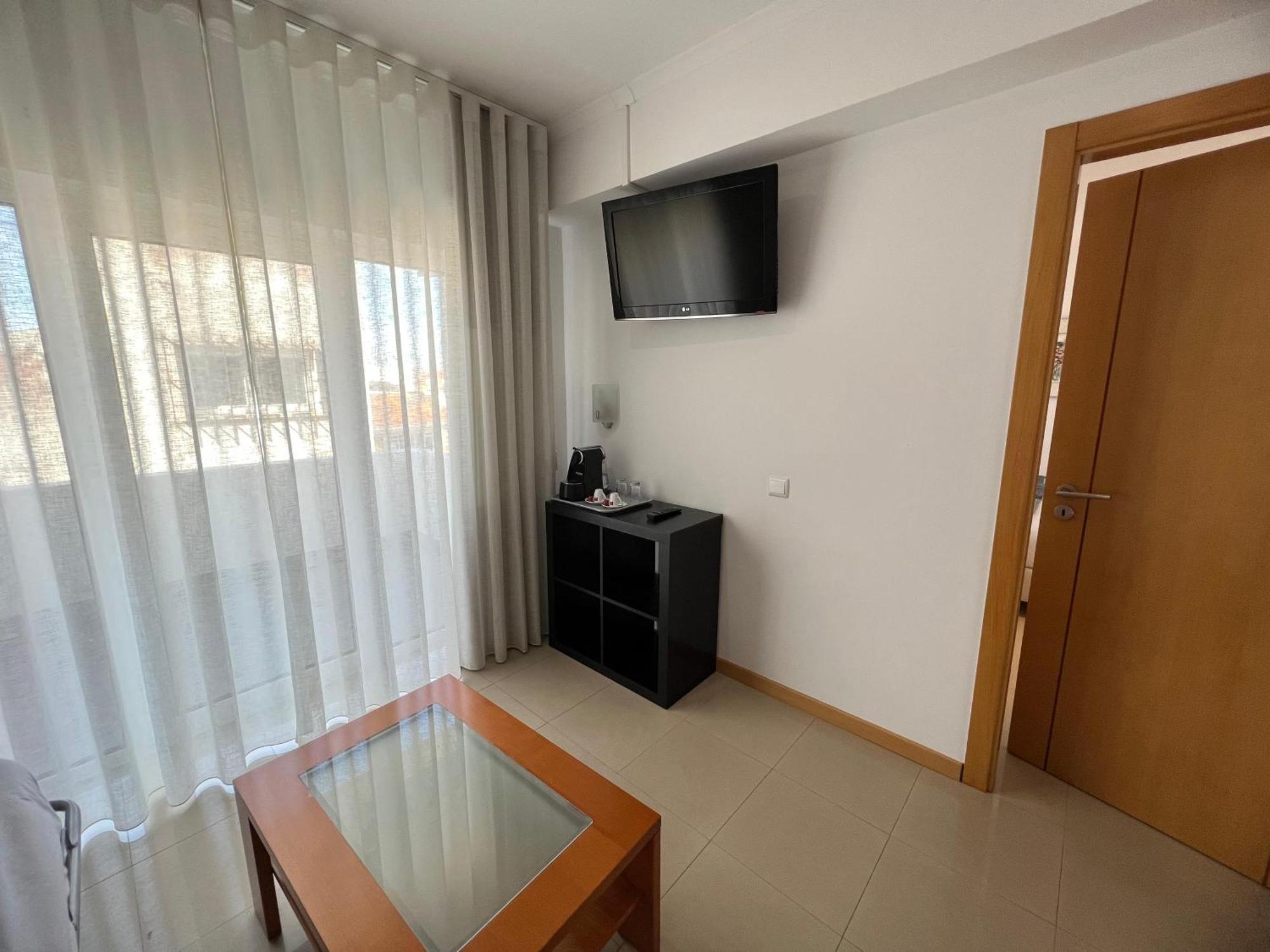 Be One Hotel Caldas Da Rainha - By Mhmb Hospitality Habitación foto