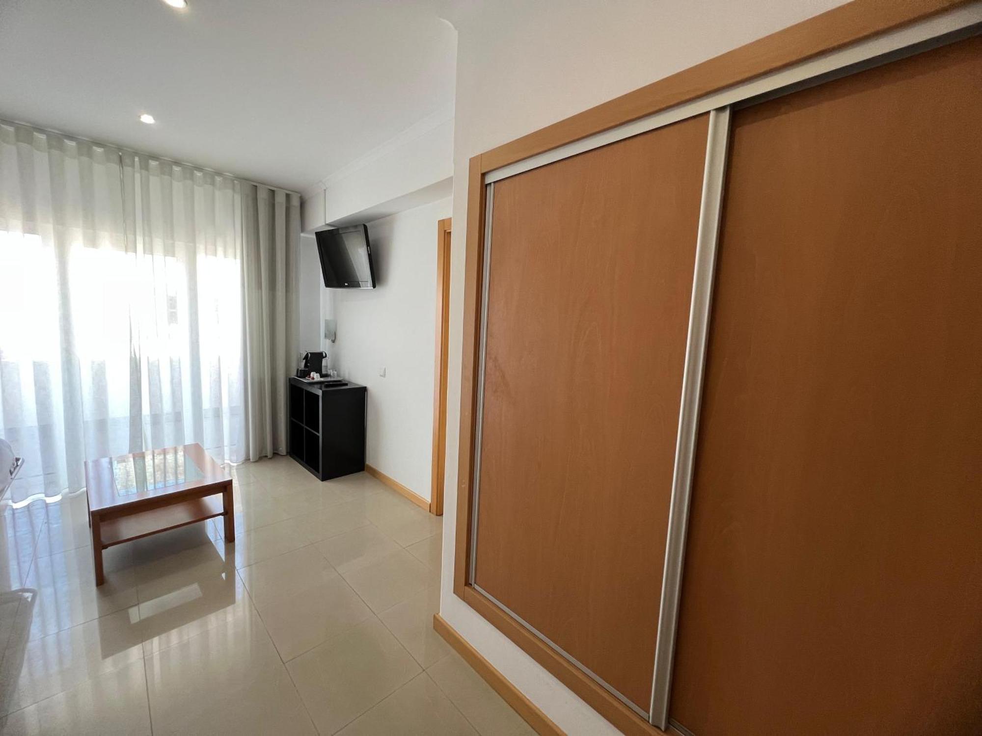 Be One Hotel Caldas Da Rainha - By Mhmb Hospitality Habitación foto
