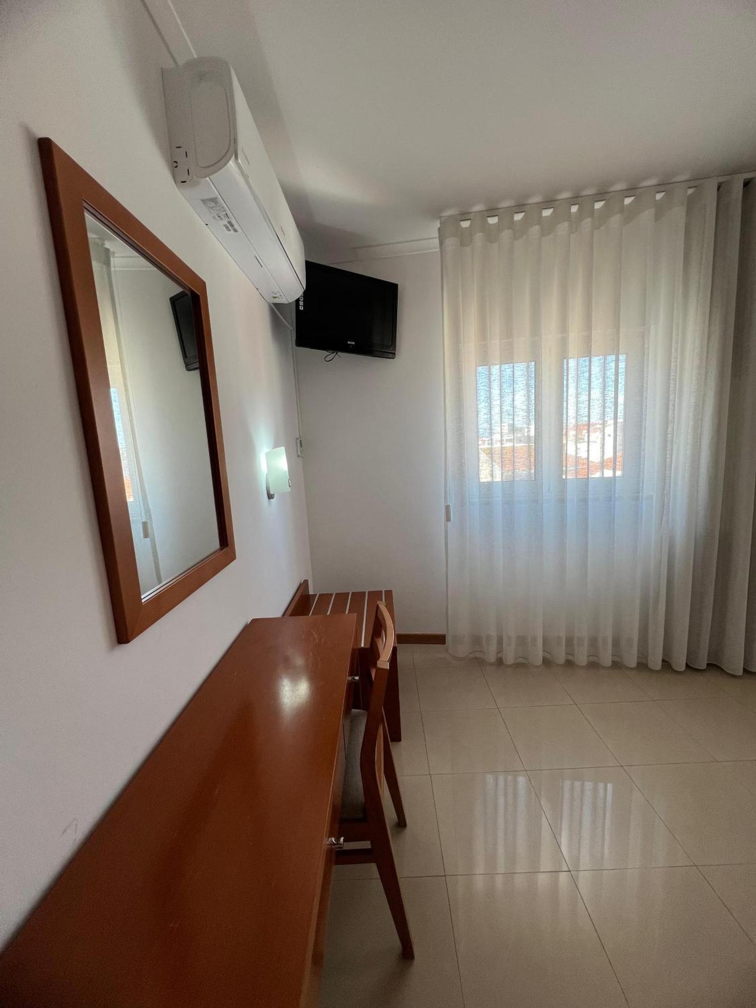 Be One Hotel Caldas Da Rainha - By Mhmb Hospitality Habitación foto